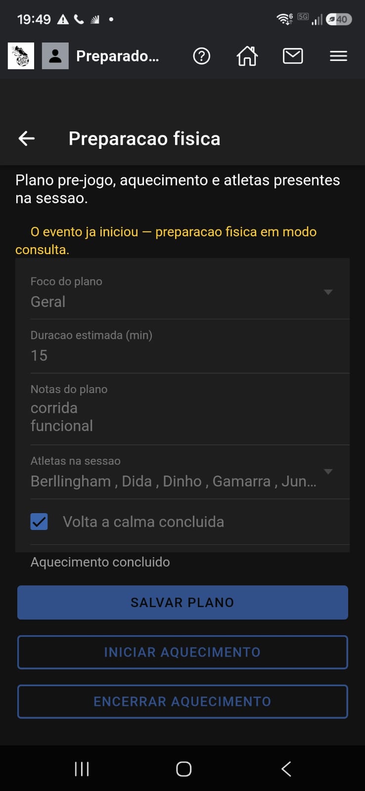 Preparador físico com aquecimento iniciado